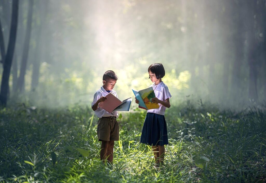 القراءة أولاً أم الكتابة؟ أيهما أفضل لطفلك